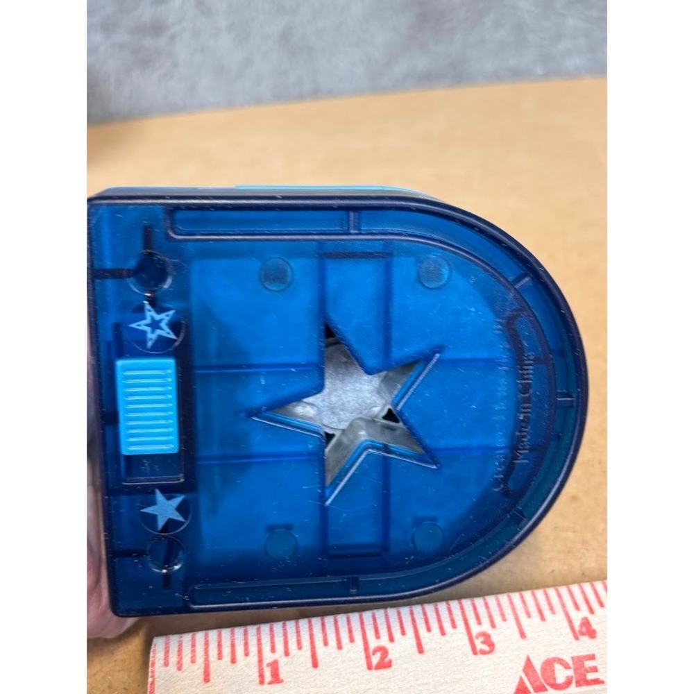 Creative Memories Star Paper Punch Blue Scrapbooking Craft Tool 1 Inch Shape